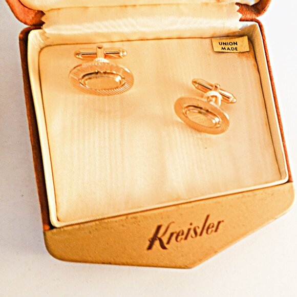 vintage 14k overlay gold  cufflinks, ovals in gold tone new in original box - Picture 1 of 2